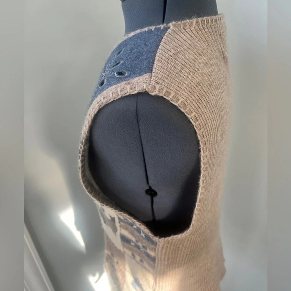 Woolrich Vintage Sz M  100% Wool Zip Snowflake Winter Patchwork Sweater Vest - Picture 10 of 16